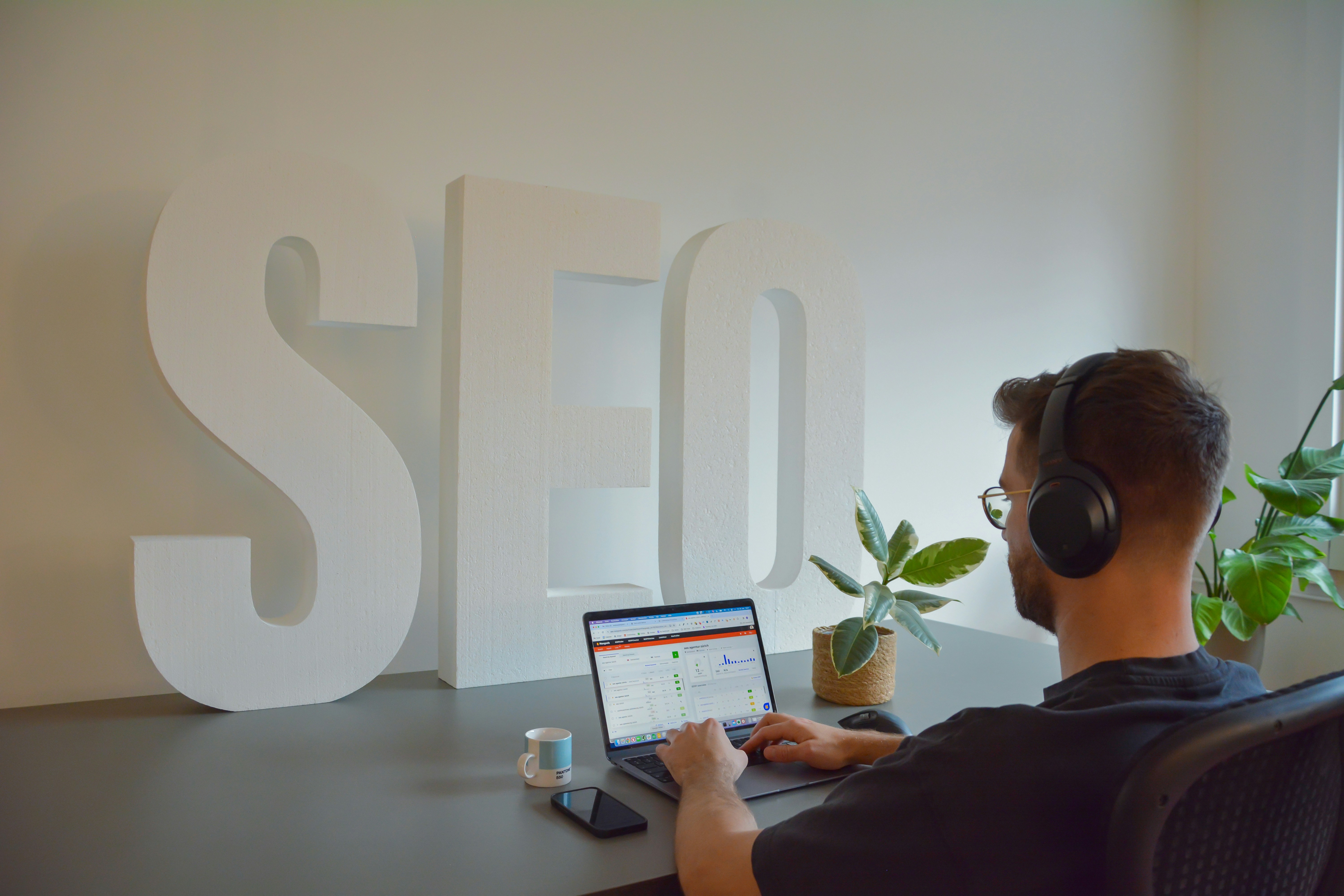 The difference between SEO, AEO and GEO explained simply